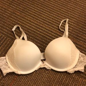 Victoria’s Secret push up bra